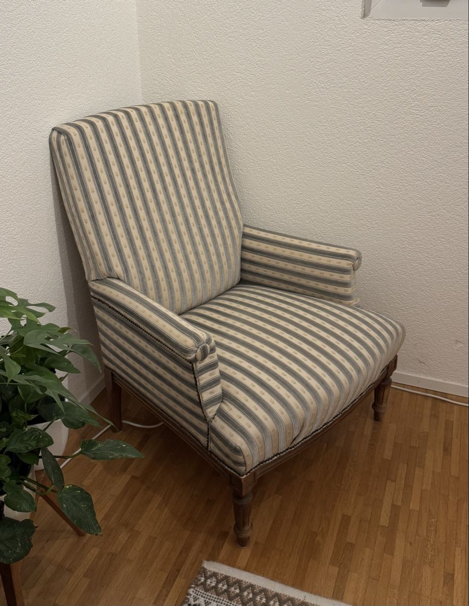 Sessel: Schöner alter Sessel – Gebraucht aus Solothurn von flo_27sl