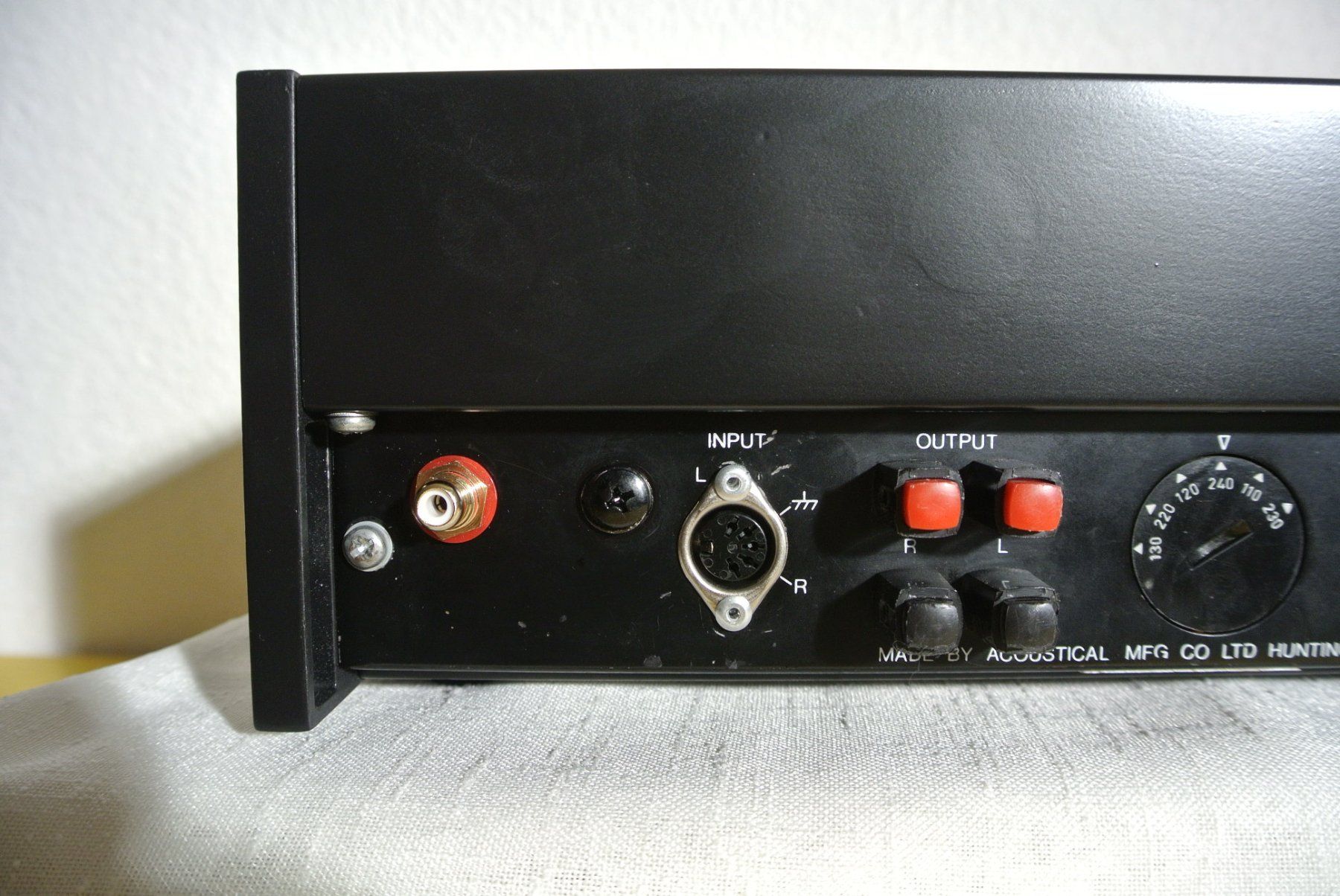 Quad Amplificatori: QUAD 504 Legendäre Endstufe – Usato da Unterkulm venduto da Bmaori 2