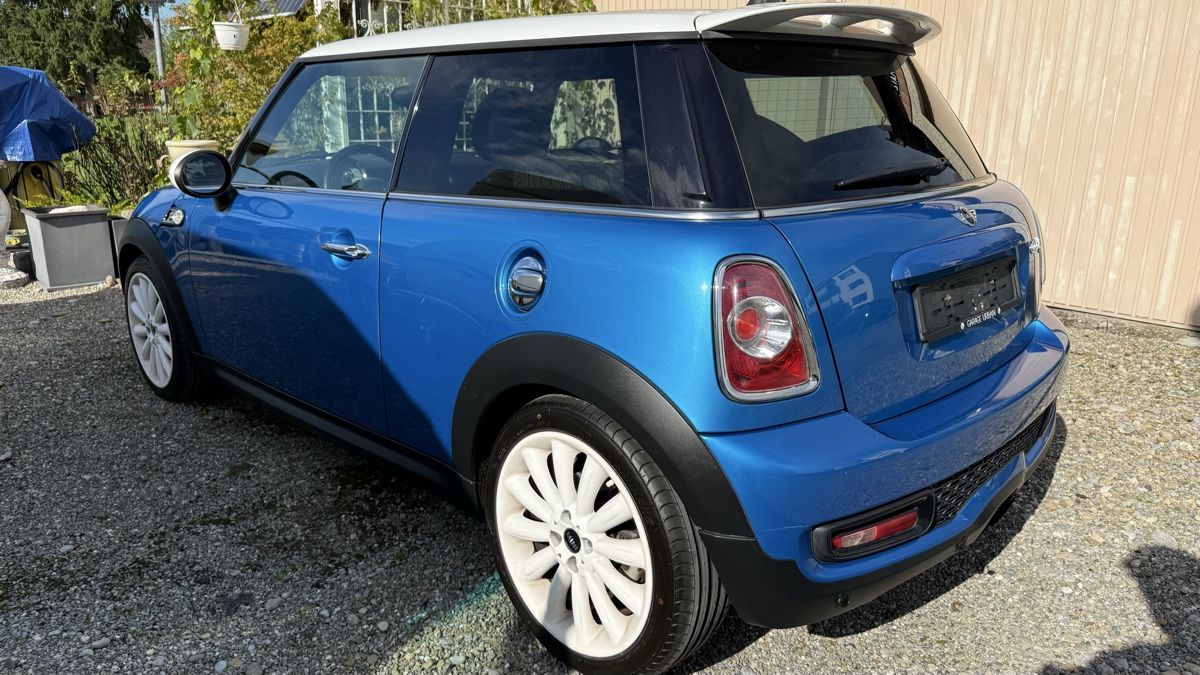 Mini Autos: Mini Cooper S MFK 2025 – Gebraucht aus Dübendorf von LK08