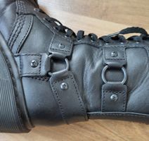 Schwarze Stiefeletten (Dr Martens: Chesney) + Schachtel, 36