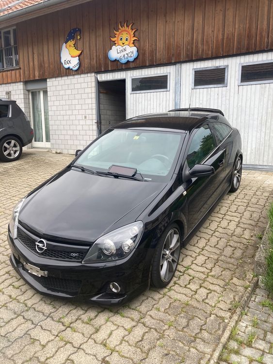 Opel Astra H OPC