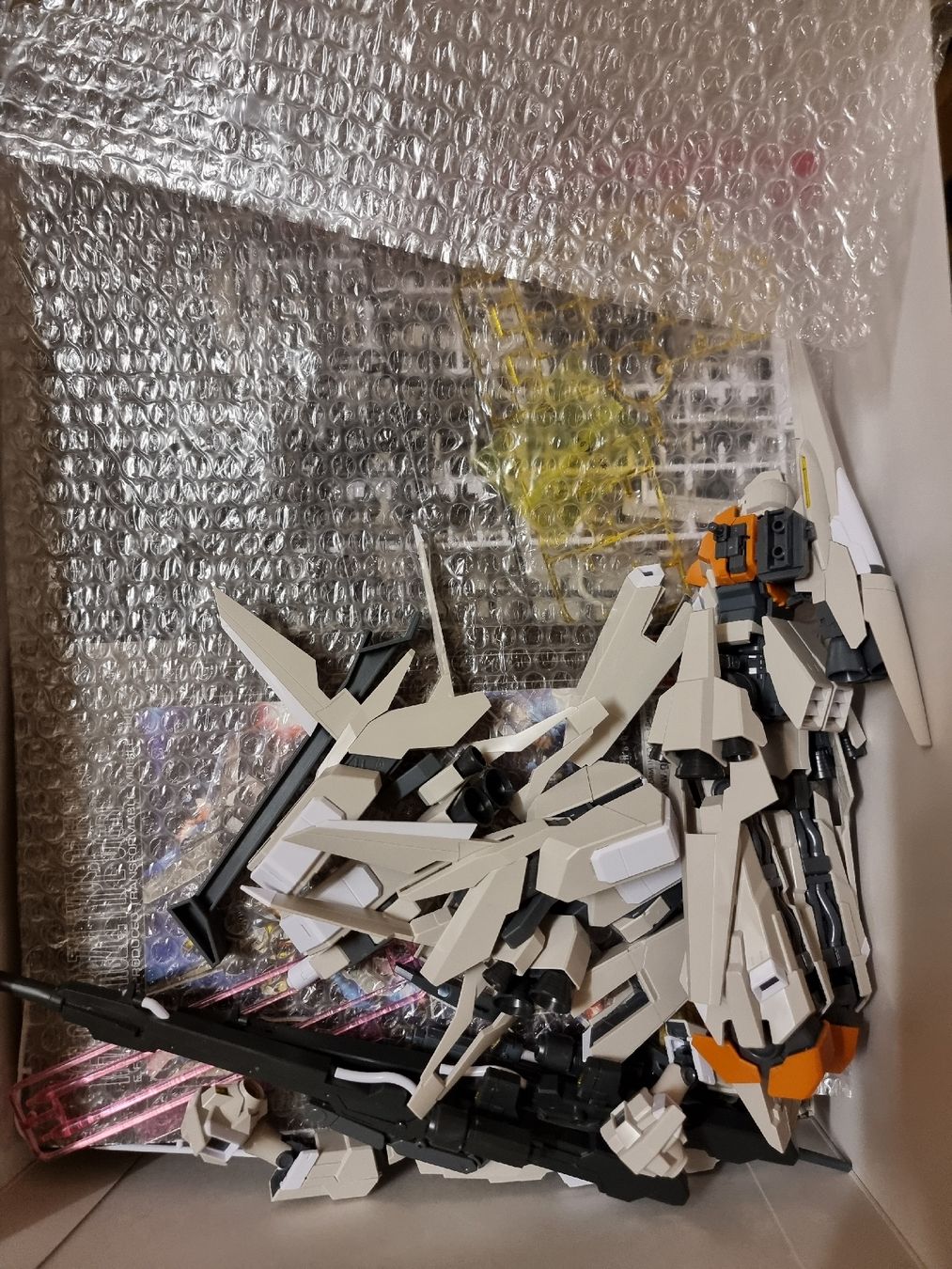Bandai Kit di modellismo & Modellini statici: MG 1/100 RGZ-95C ReZeal Type-C – Usato da Basel venduto da non_r5rm 1