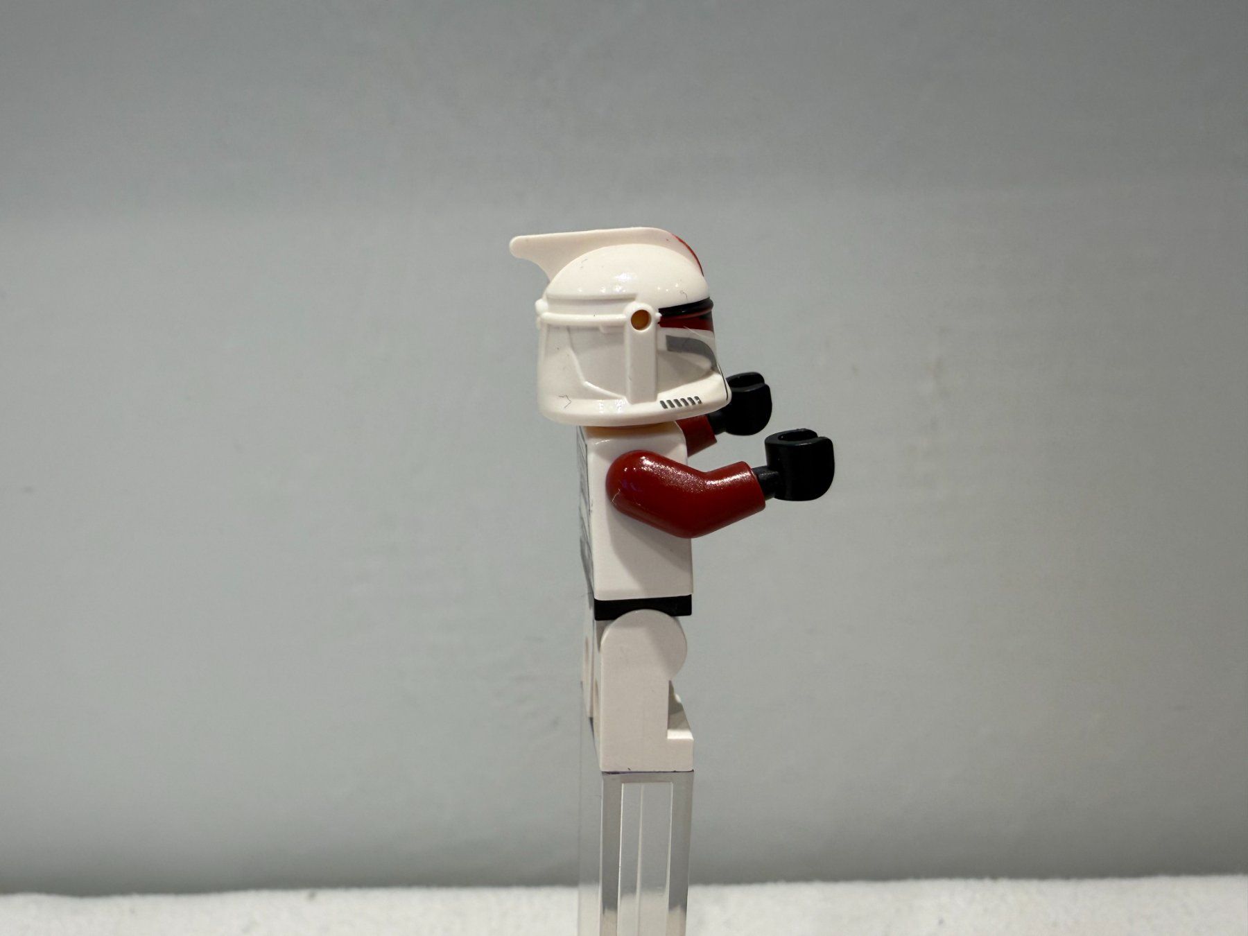 Lego Statuette: sw0492 LEGO Star Wars Clone Trooper Captain - Top – Nuovo (secondo la descrizione) da Muri AG venduto da Lego-Collector 2