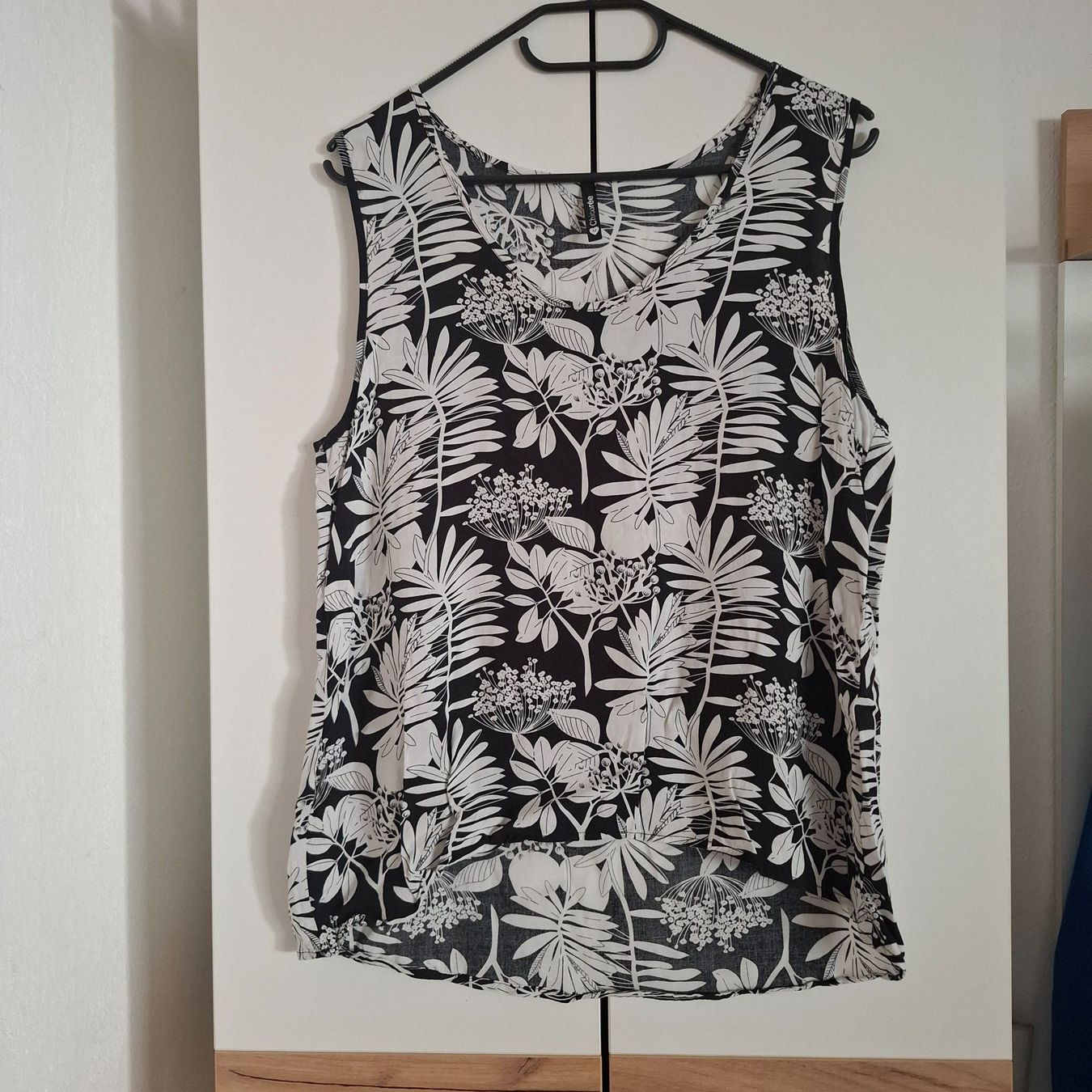 Top: Damen Blusentop, bunt, Gr. M – Usato da Sisseln AG venduto da Tropea4334