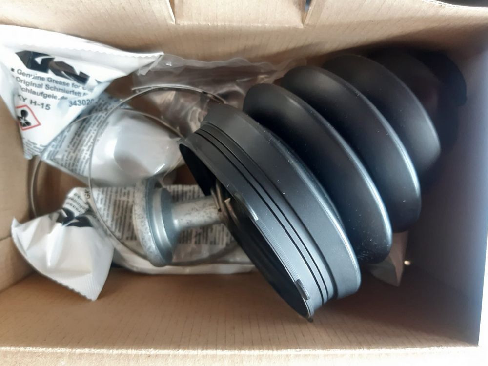 BMW Tutti pezzi di ricambio auto: BMW Reparatursatz Faltenbalg aussen   31 60 7 606 091 – Nuovo e nell'imballaggio originale da Olten venduto da Marsmobil