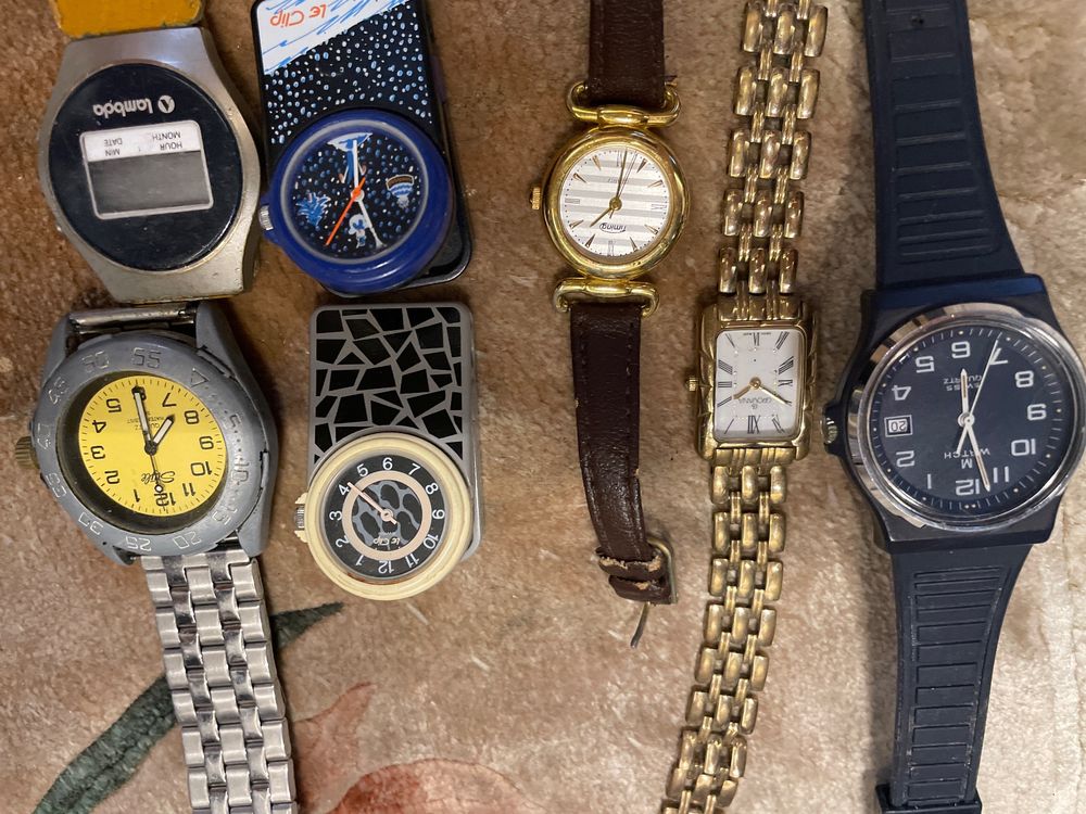 Lot De 8 Montres Et Bracelets Divers - Non Testées - Occasion - Parfait Pour Collection Ou Réparation