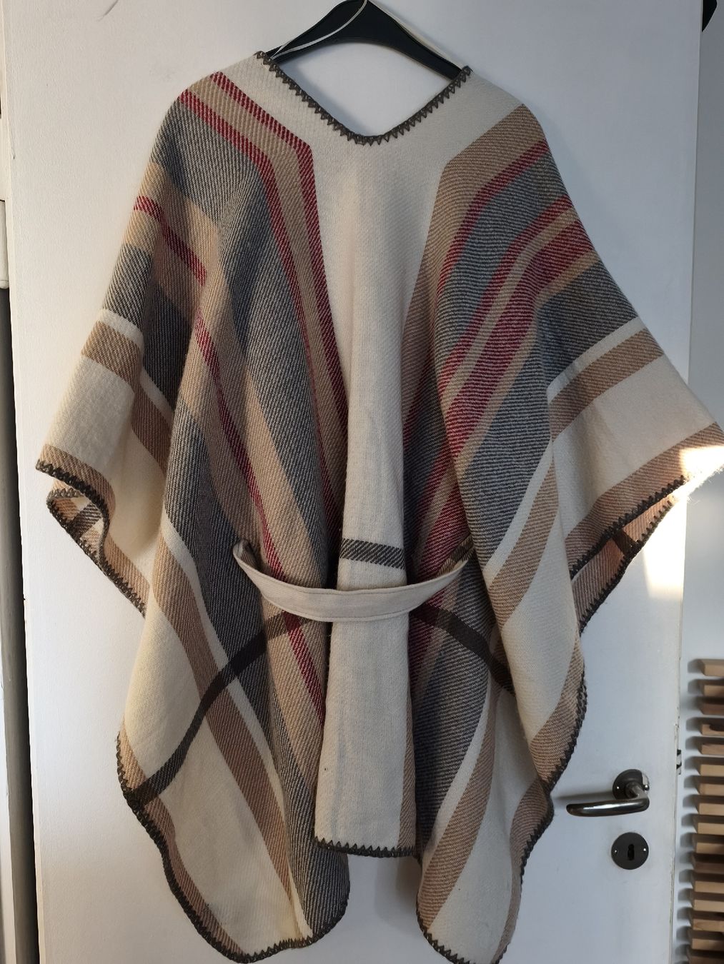Altro in Moda donna: Poncho, one size fit – Usato da Zürich venduto da nir_n9jc 2