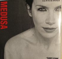 ANNIE LENNOX Medusa
