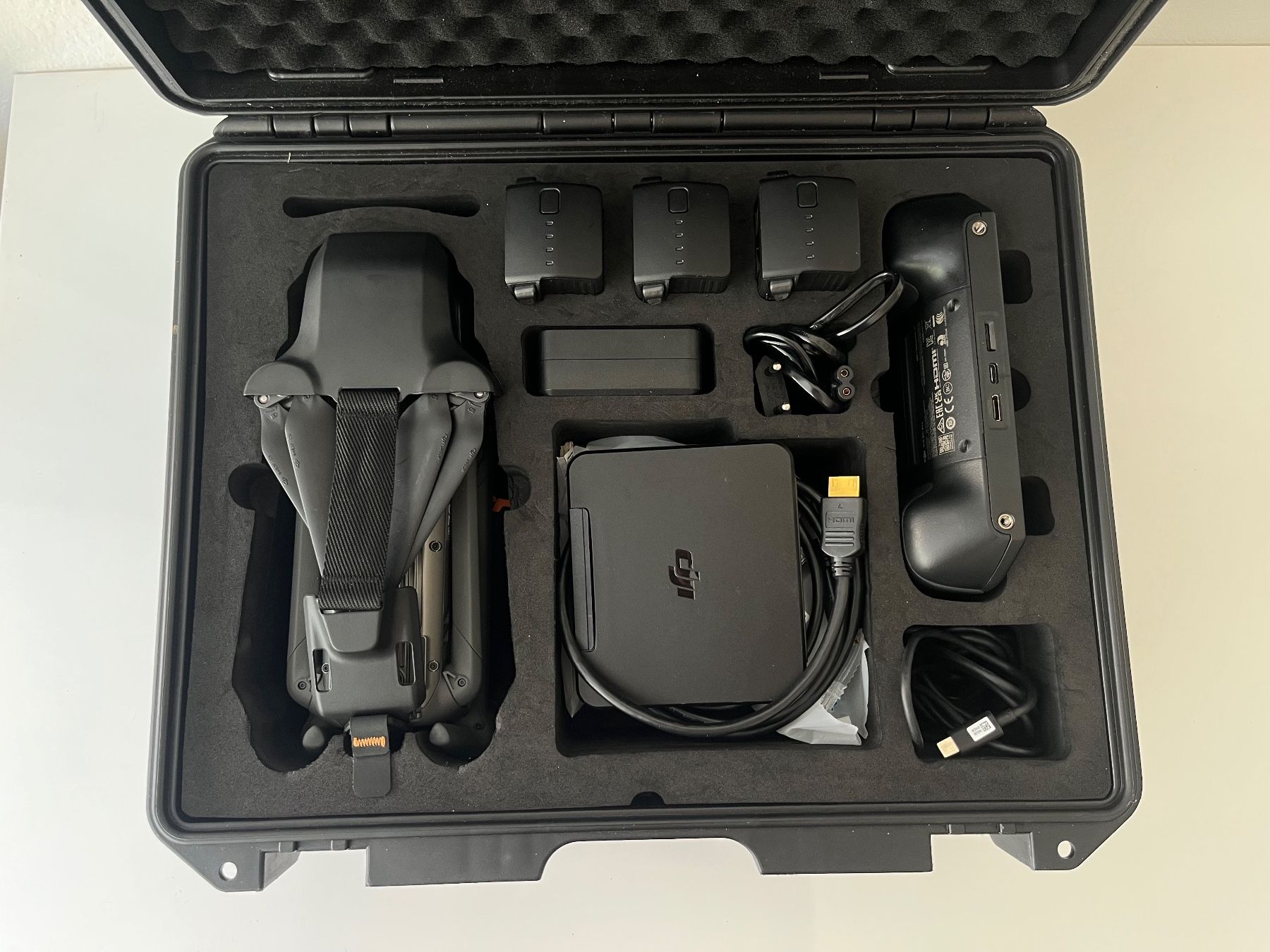 DJI Videocamere: Drohne DJI Mavic 3 Cine Pro Set – Usato da Zürich venduto da erz_2xr7 2