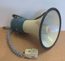 Blitz Megafon Lautsprecher in Creme-Blau funktioniert
