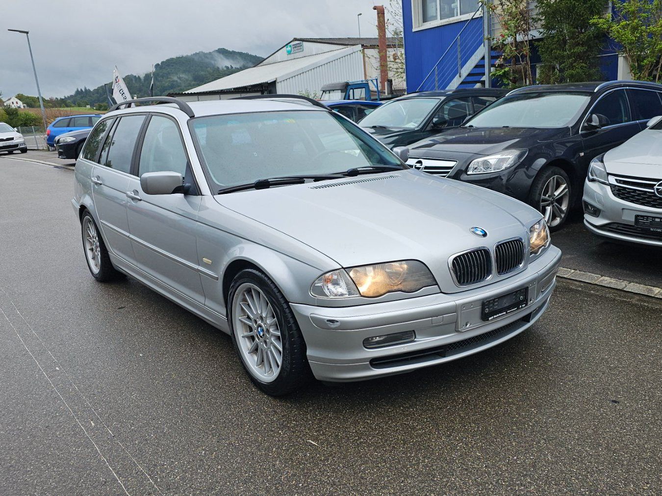 BMW Automobili: BMW 328i Touring – Usato da Diessenhofen venduto da Osio 1