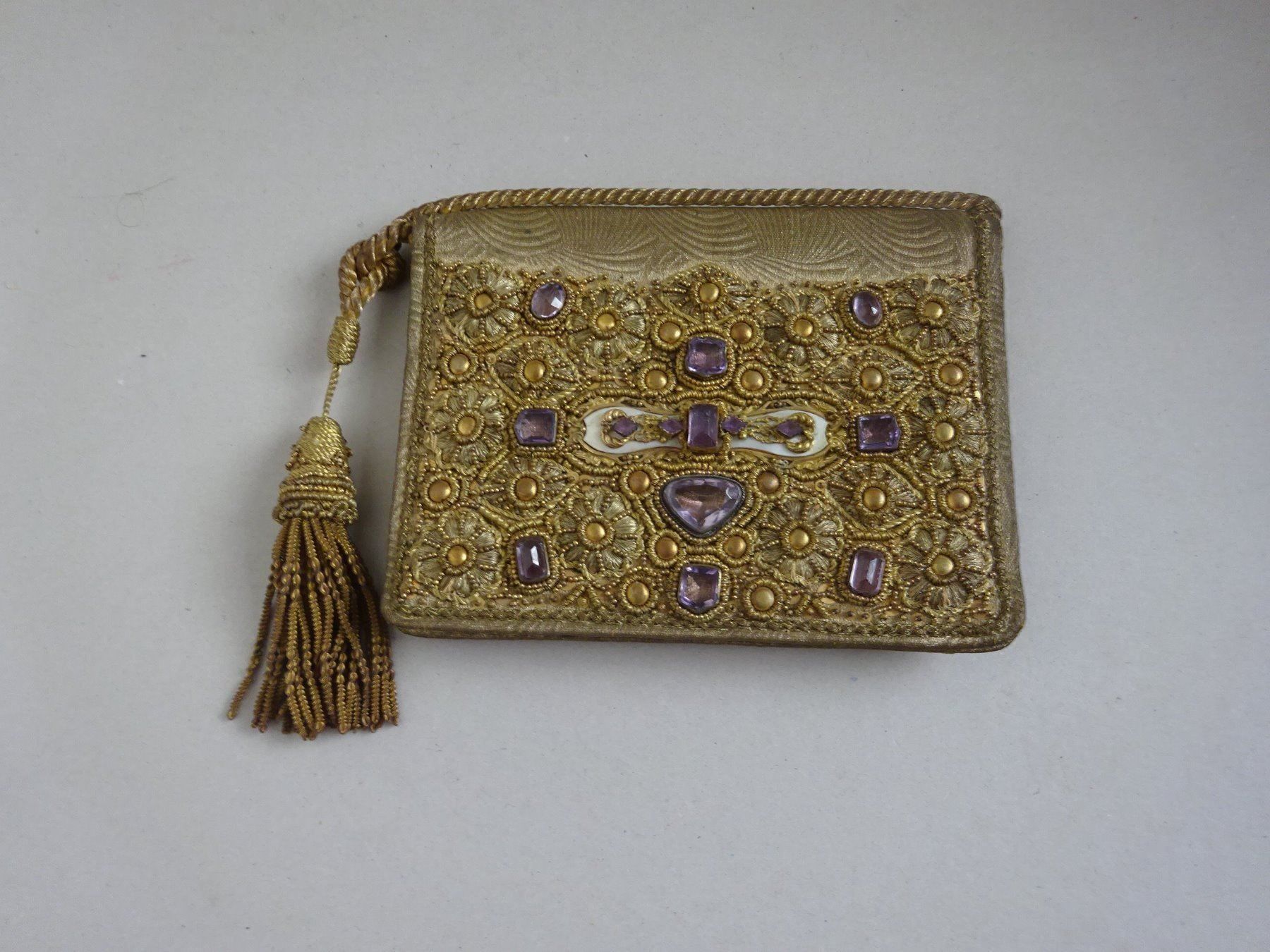 Borse da donna: Antiker Clutch mit Amethysten – Usato da Esslingen venduto da eintagammeer 1