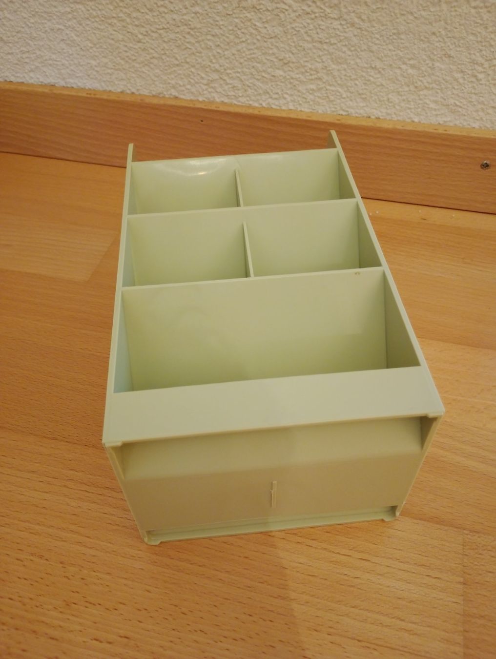 Wandhalterungen: Stiftebox/Stiftehalter – Gebraucht aus Ehrendingen von 2Guagua2 2