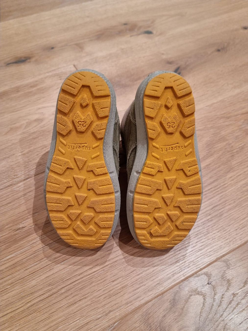 Superfit Chaussures garçon: Winterschuhe Superfit Grösse 25 – D'occasion à Laupen ZH par jbu_m9st 2