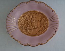 HAAS & CZJZEK Wandteller aus rosa Porzellan Tschechoslowakei