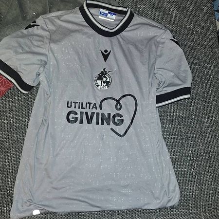 Originales Bristol City Trikot Grösse XL