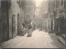 Locarno (TI) – Vicolo del centro storico con residenti