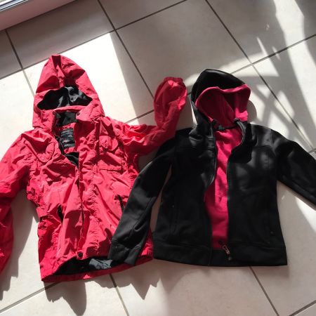 2 Jacken Mädchen 152 windjacke gefüttert Faserpelz Regen