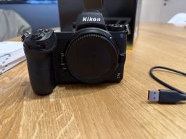 Nikon Z6 II 25107 Auslöser guter Zustand
