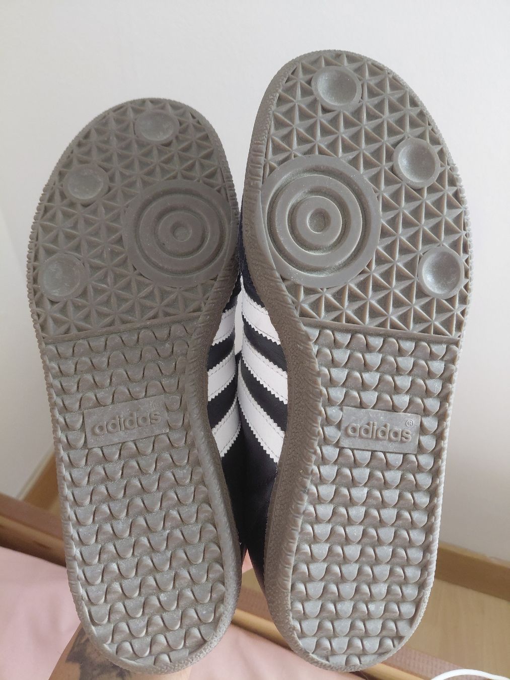 Adidas Scarpe da uomo: Adidas Samba Schuhe, neuwertig, vielleicht 4 oder 5 Mal getr – Nuovo (secondo la descrizione) da Bern venduto da Sogand.mnv 2