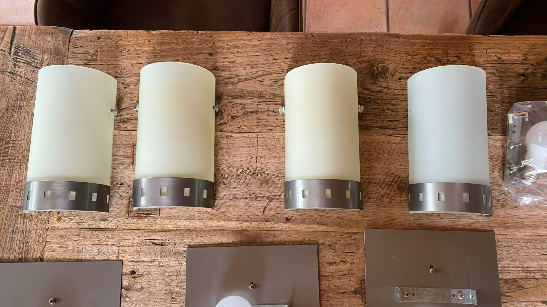 Lampen: Fünf LED Wandlampen Celtic Style – Gebraucht aus Bassersdorf von ABBSULZER