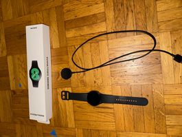 Samsung Galaxy Watch 4 Smartwatch schwarz