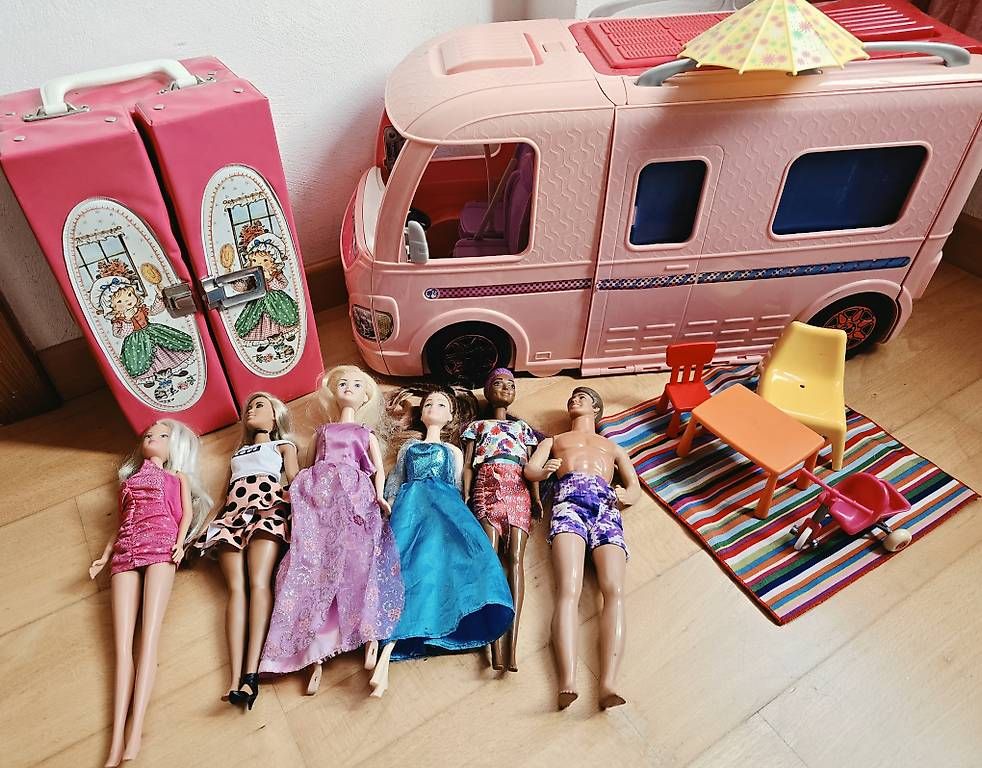 Poupées: Barbie + Zubehör  – D'occasion à Gossau SG par georgia5267 2