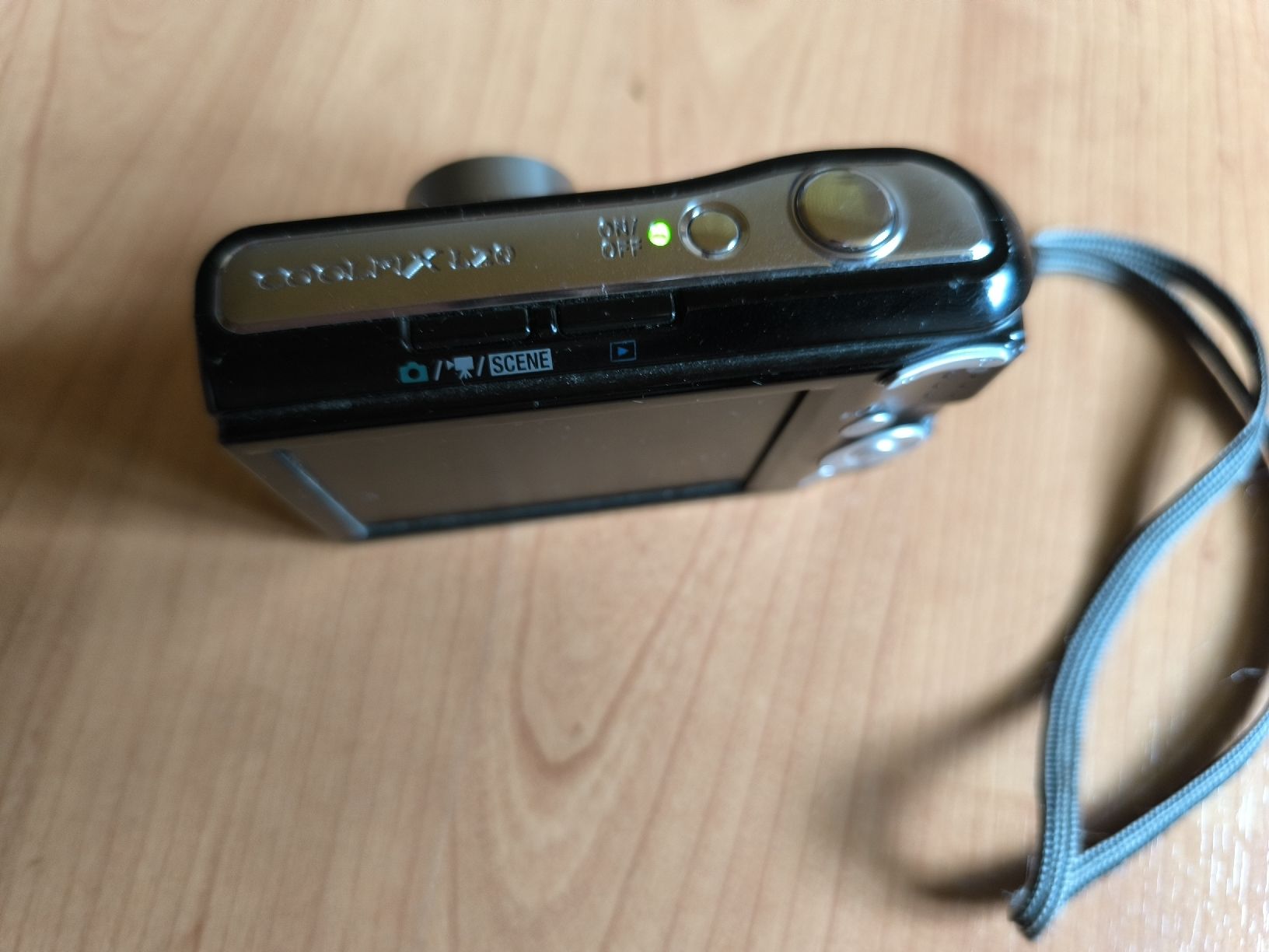 Nikon Appareil photo: Nikon COOLPIX L20 Digitalkamera 10 Megapixel – D'occasion à Ascharina par nat_nj8k 3