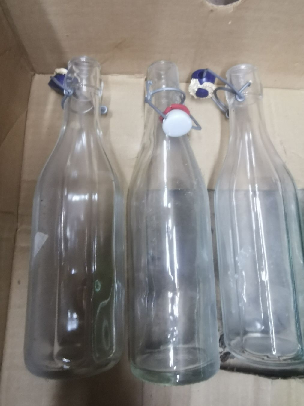Bicchieri, Caraffe & Bottiglie: Bügelflaschen – Usato da Grüningen venduto da Niggi79
