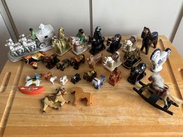 Konvolut Pferde Figuren und Kutsche Keramik