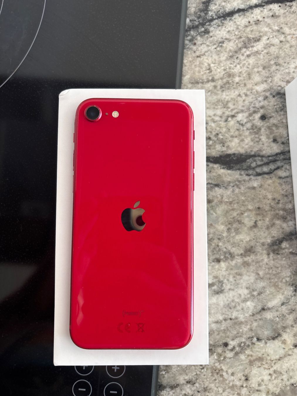 Apple Telefoni cellulari / Smartphones: iPhone SE 128 GB – Usato da Birmensdorf ZH venduto da Ben.hen 2