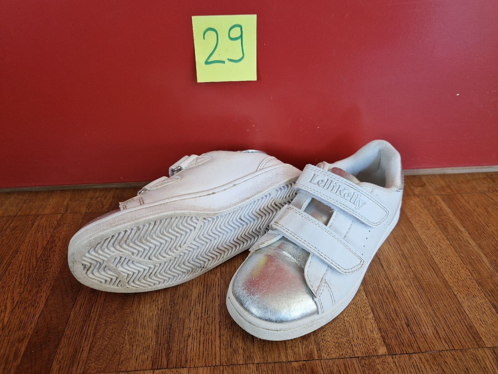 Scarpe per ragazze: Turnschuhe Gr 28 – Usato da Zug venduto da snussbaumer 1