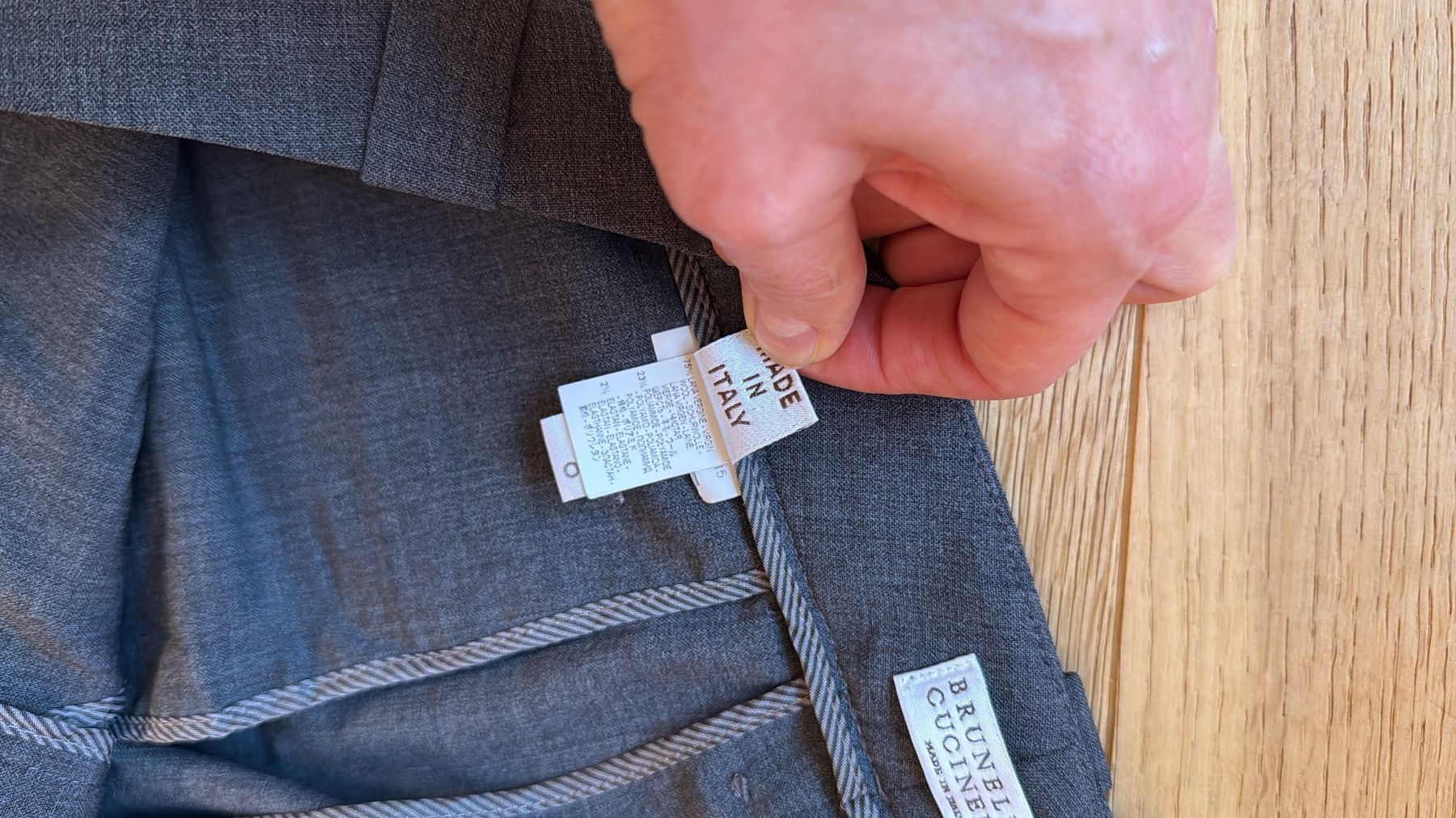 Brunello Cucinelli Pantaloni: Original Brunello Cucinelli Hose, Gr. Ital. 46 – Nuovo (secondo la descrizione) da Reigoldswil venduto da benja01 2
