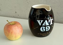 VAT 69 Wasserkrüglein von WADE Regicor London 70er