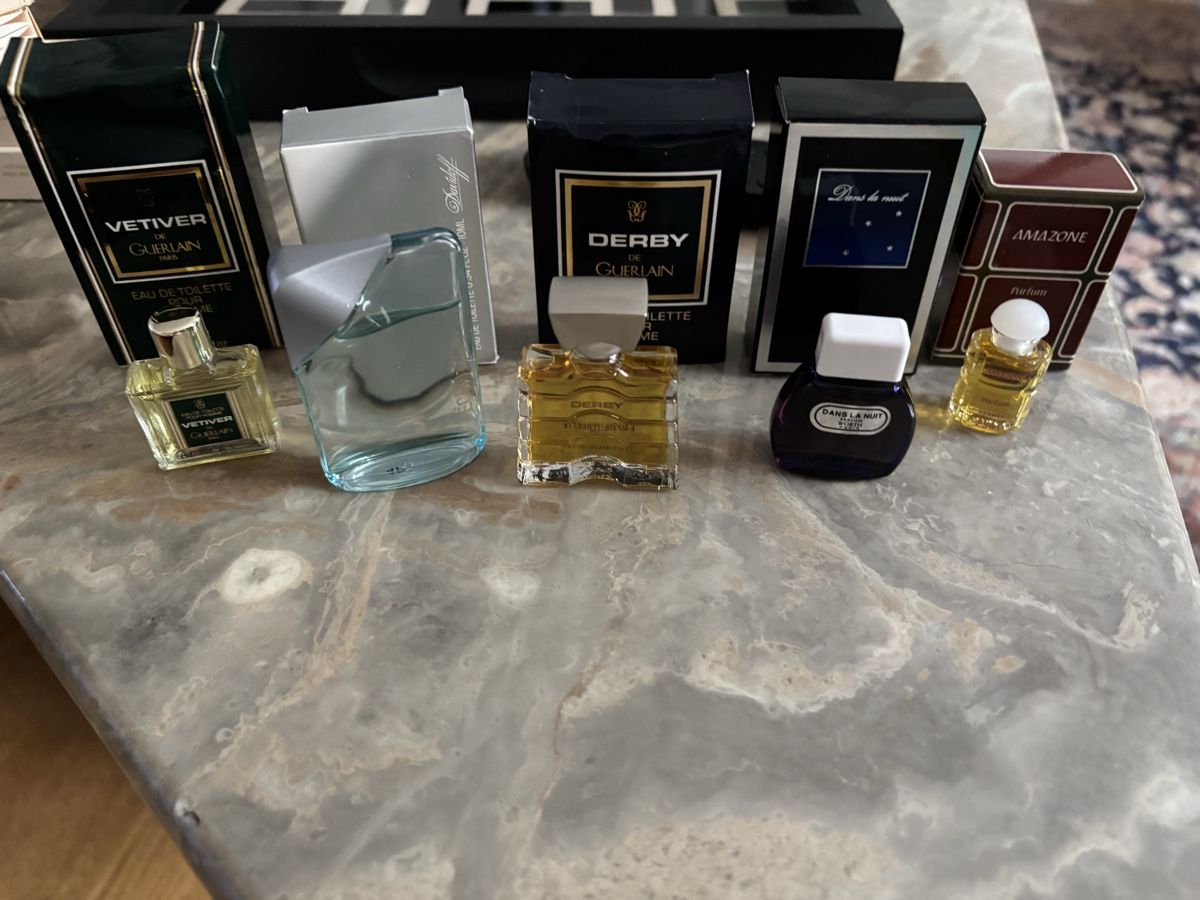 Profumi & Eau de Toilette: Minature vintage parfum – Nuovo (secondo la descrizione) da Zürich venduto da BredaB 1