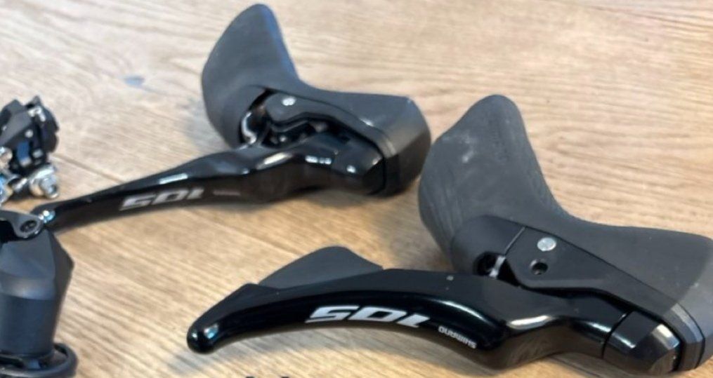 Shimano Pièces détachées: Bremshalthebel Shimano 105 2x11 – D'occasion à Bosco Luganese par pagnamen
