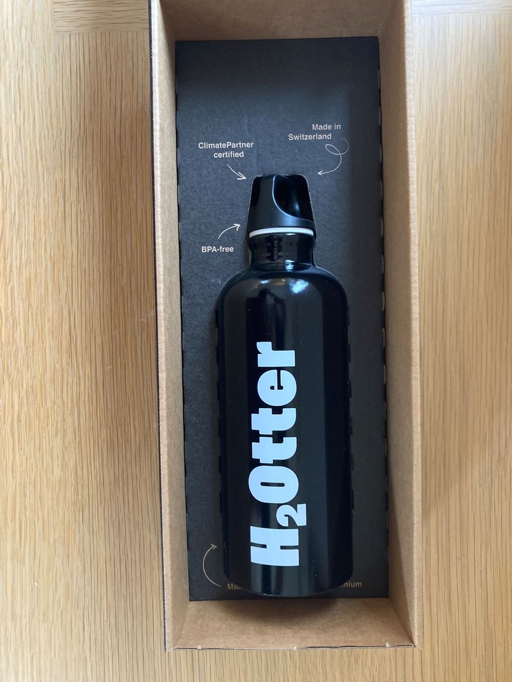 Sigg Borracce & Thermos: Bouteille SIGG x QoQa neuve – Nuovo e nell'imballaggio originale da Confignon venduto da Gd8