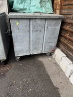 Container