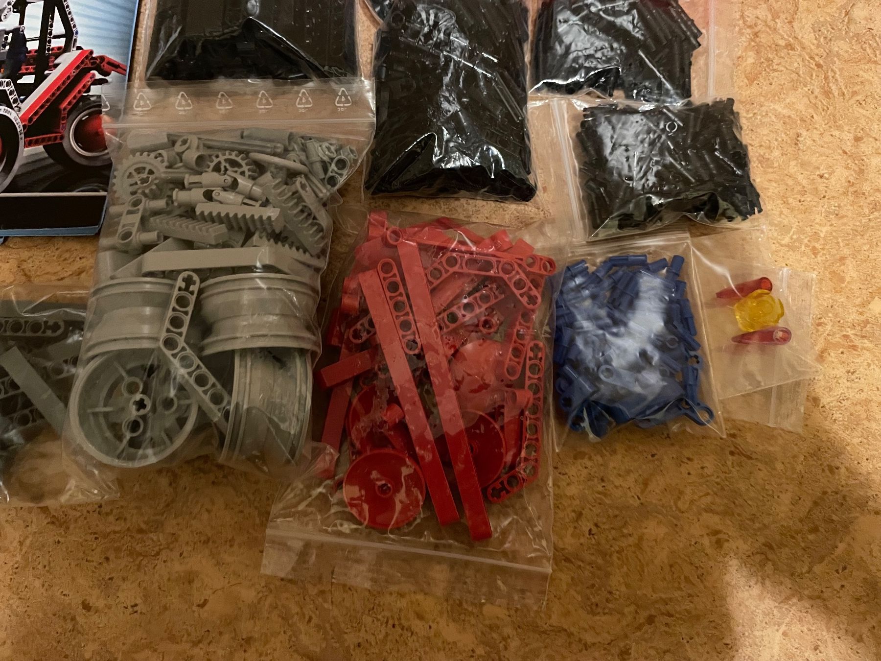 Lego Kit di costruzioni: Lego technic 8416 stapler – Usato da Airolo venduto da Bagaion99 3