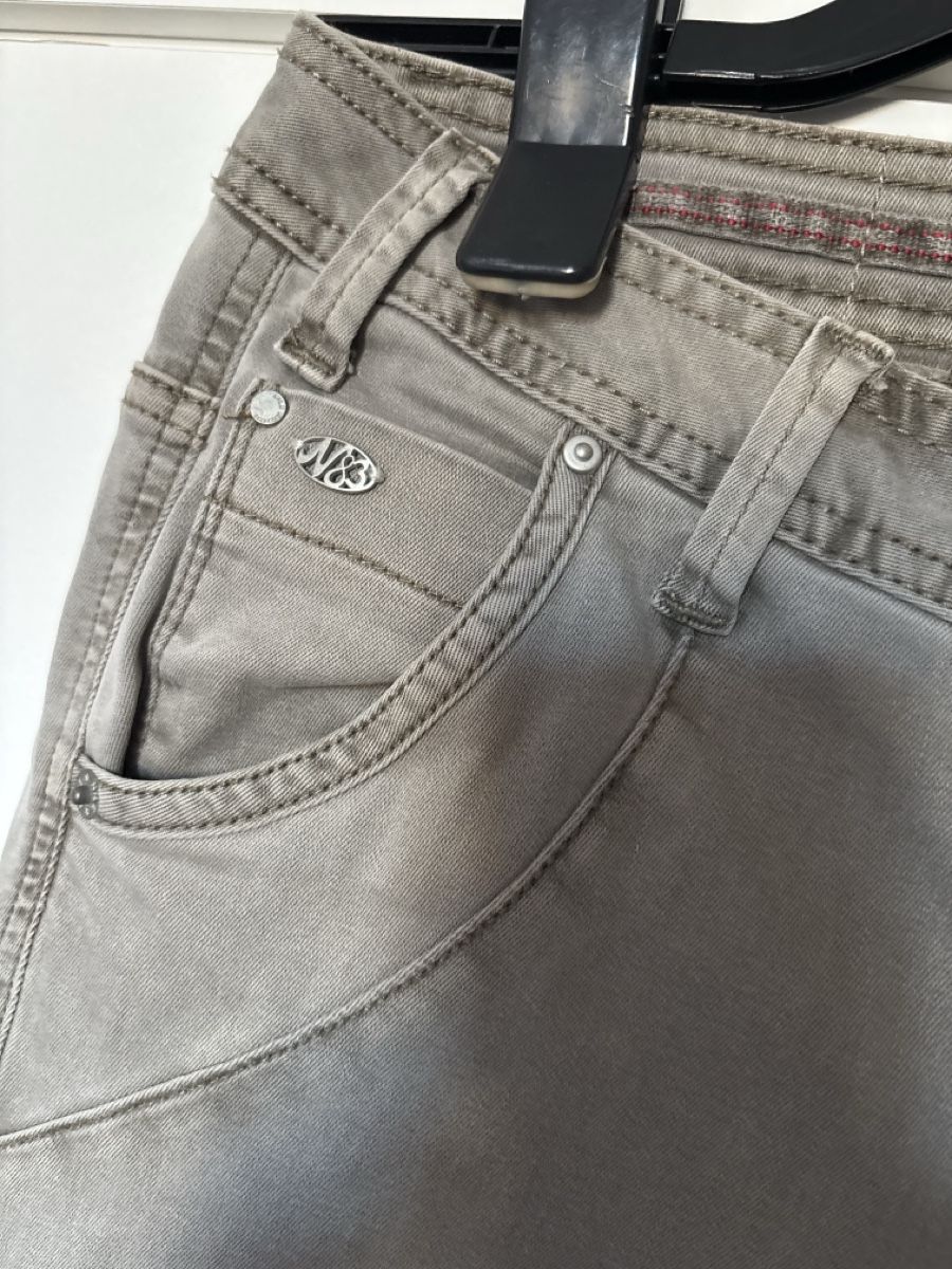 Nile Jeans: Nile Jeans, Gr. S+ – Usato da Zofingen venduto da MasterPCI 1