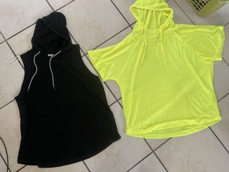 2 neue ergee Sport Kapuzen-Shirts Gr.42schwarz neongelb