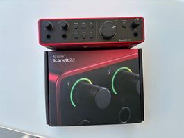 Focusrite Scarltt 2i2