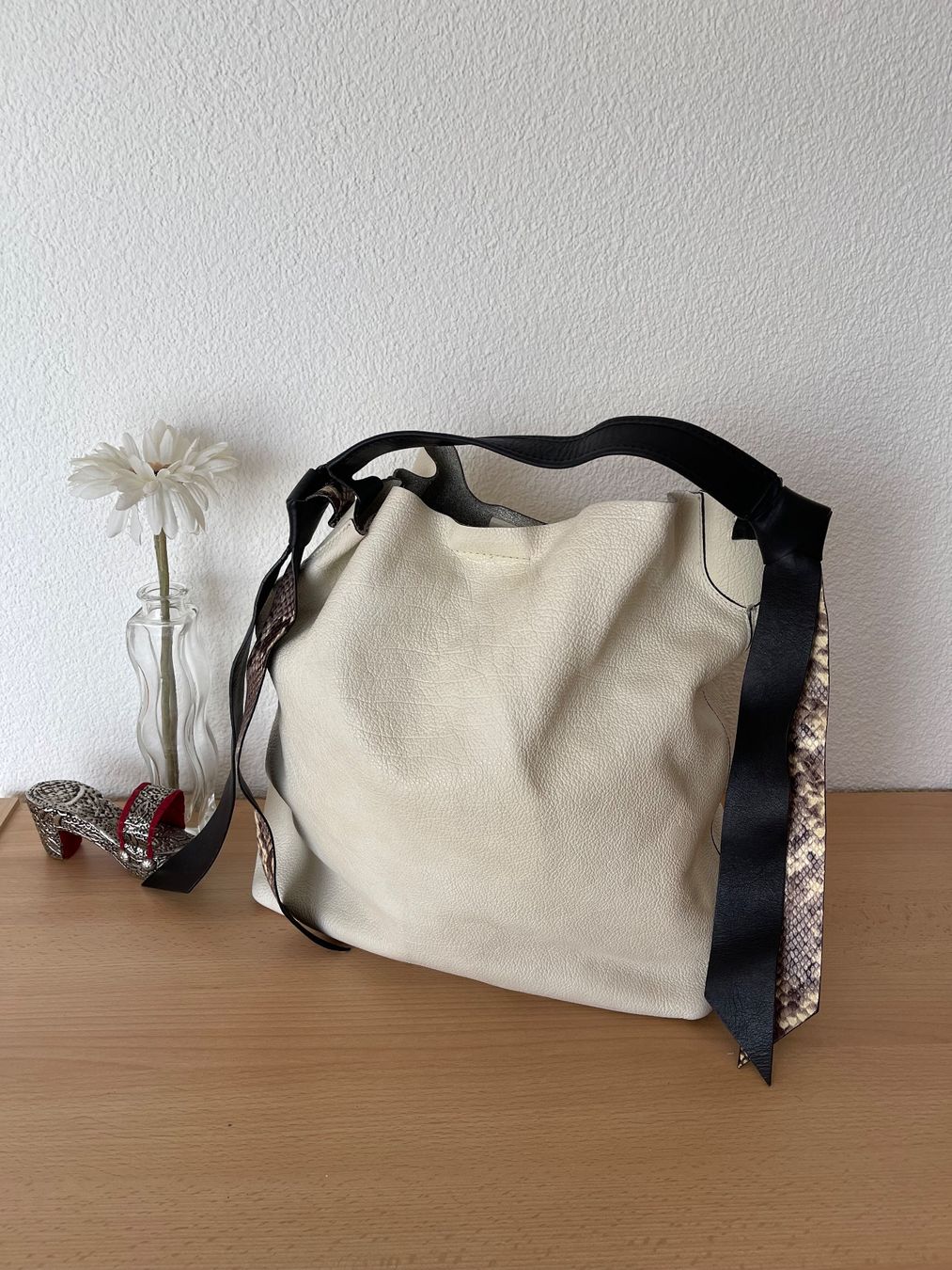 Gianni Chiarini Sacs femmes: GIANNI CHIARINI Neu/NP200CHF Doppelseitig Silber Tasche – Neuf (Voir description) à Kölliken par Prscoo 3