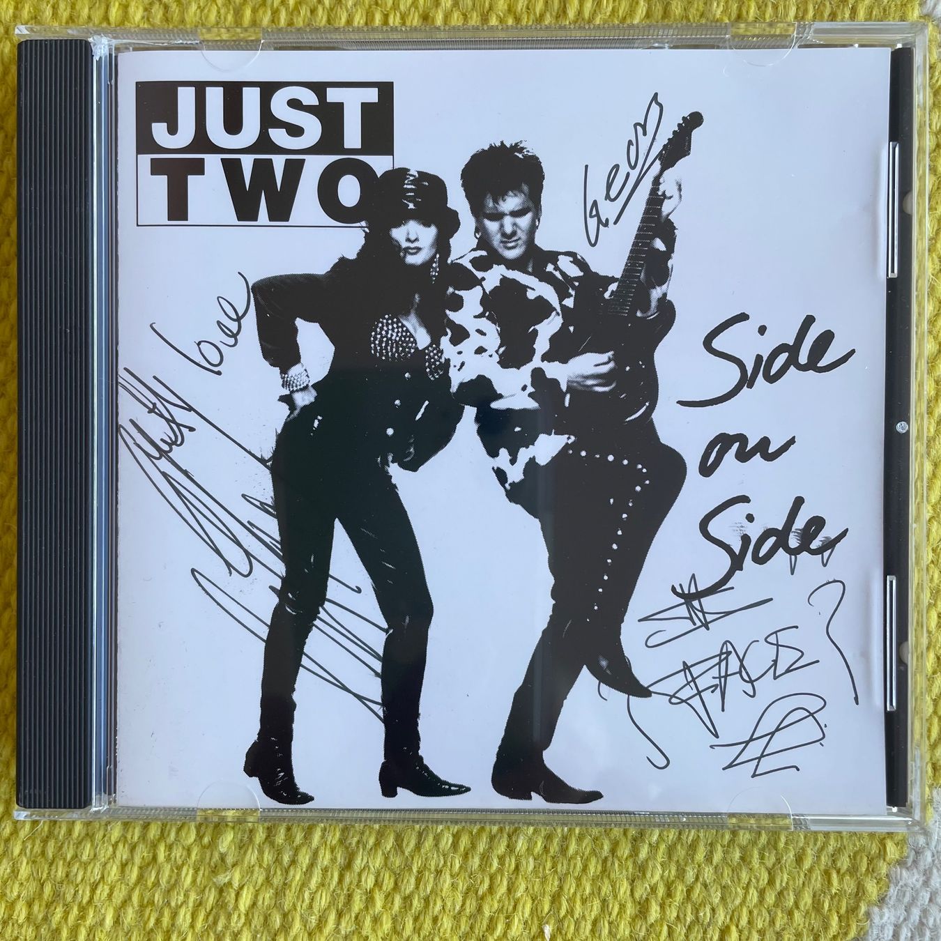 CD: JUST TWO-MIT UNTERSCHRIFTEN SIDE ON SIDE – Usato da Rorschacherberg venduto da CD-Roli
