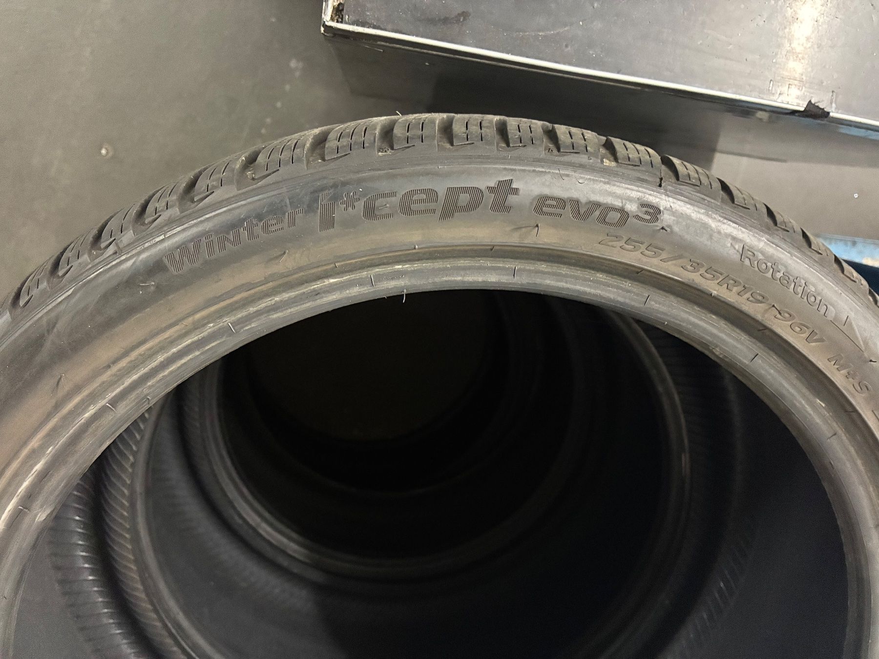 Altro in Scrittura & Disegno: Winterreifen Hankook 255 35 19 – Usato da Neuenhof venduto da Gt5.Performance_ 1