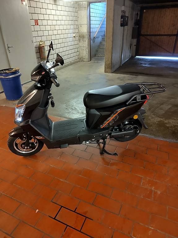 Scooters: Pit Elektro Roller 25 kmh – Gebraucht aus Suhr von nogil 1