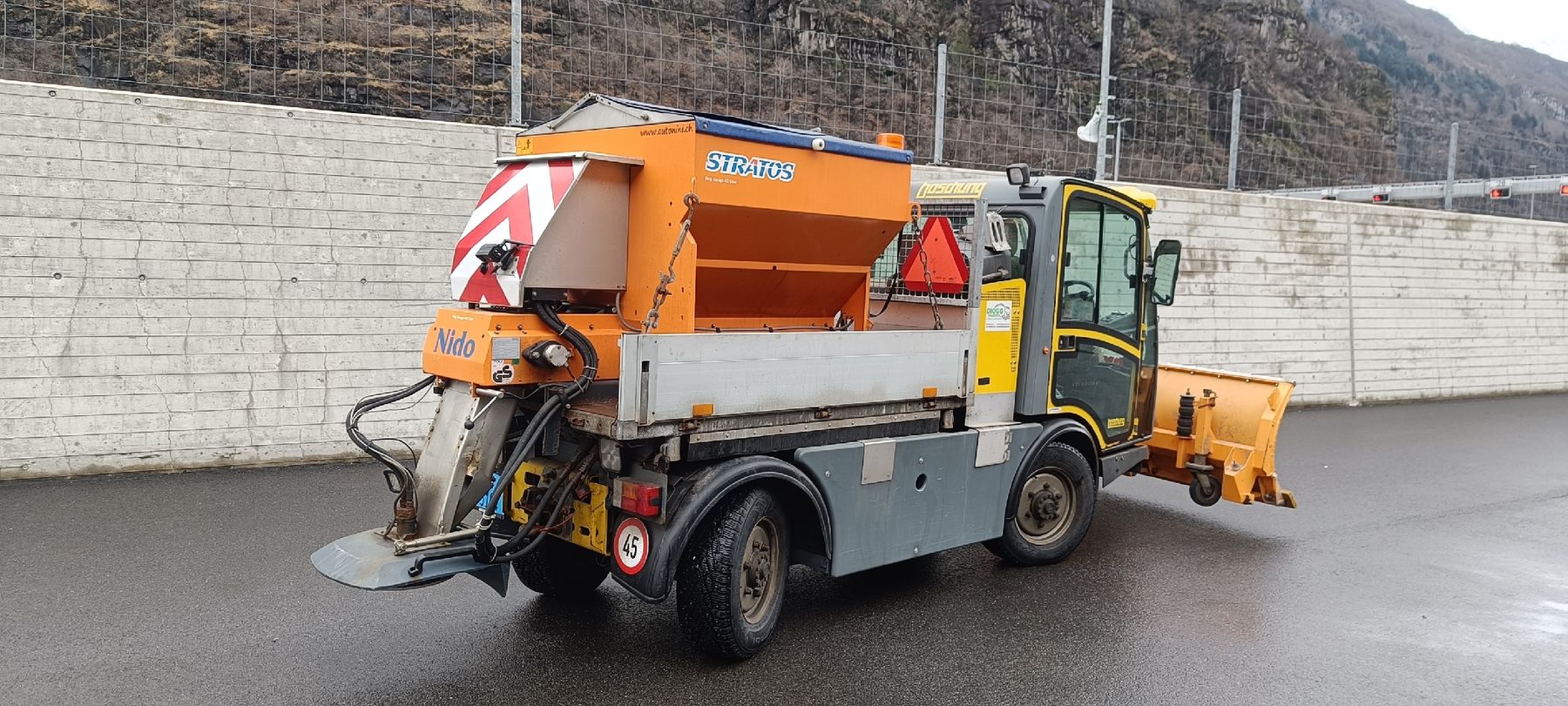 Nutzfahrzeuge: Boschung pony p4 – Gebraucht aus Giornico von dio_zn5d 1