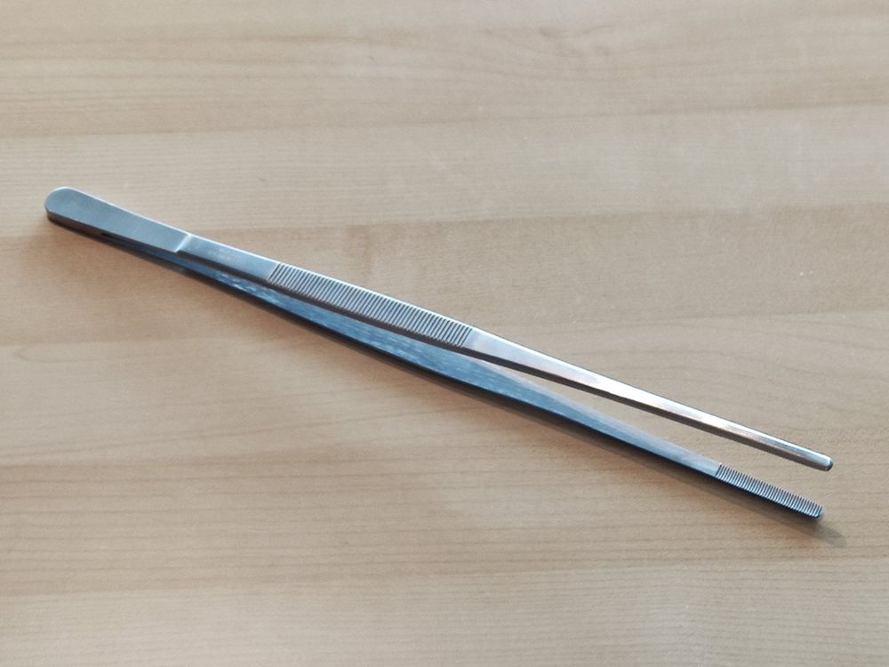 Spitze Pinzette Mit Innenzahnung – 30 Cm, Aus Mattierter Edelstahl