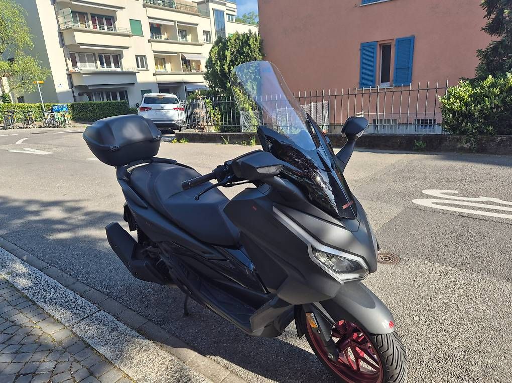 Scooters: Scooter – Gebraucht aus Lausanne von M.RAD 1