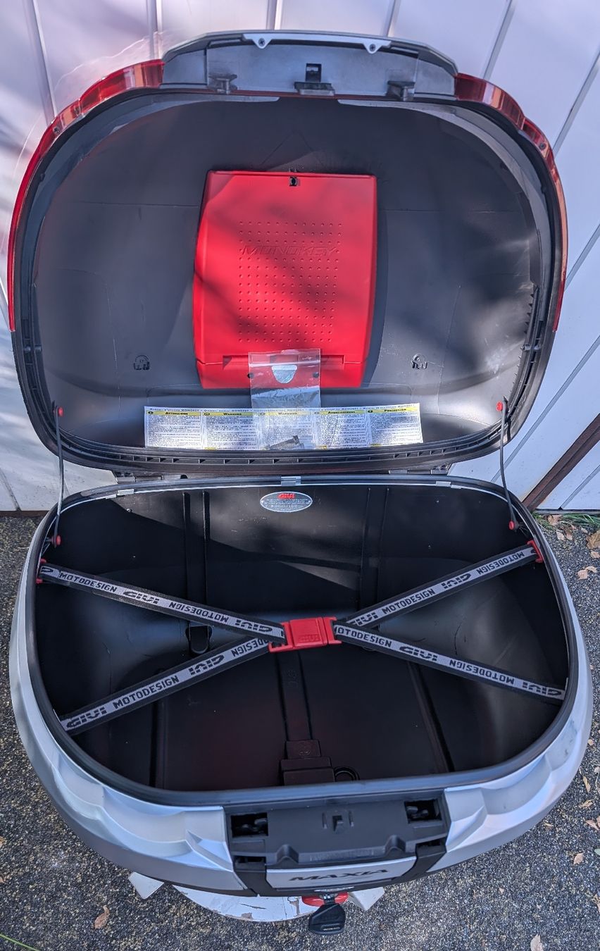 Givi Topcase: Givi Motorrad Top Case ab 1 CHF! – Nuovo (secondo la descrizione) da Wallisellen venduto da Bigthings 2